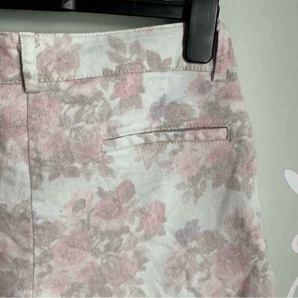 Blue & Pink Floral Print Colori Mini Shorts in size US 9 - Picture 5 of 6